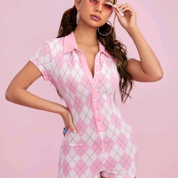 NWT💕SHEIN Pink on Pink Romper - Picture 3 of 16